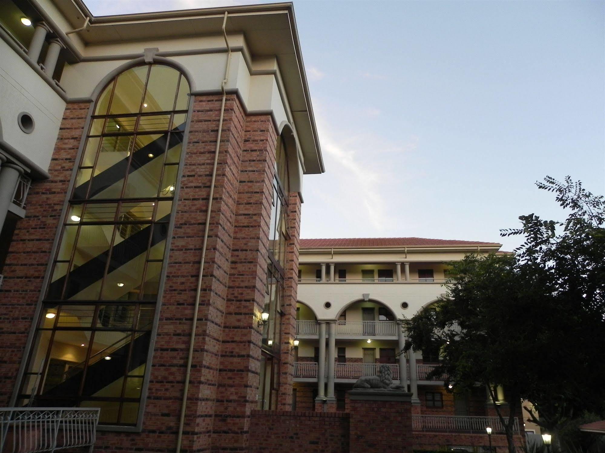 Westay Timessquare Apartments Sandton Exterior photo