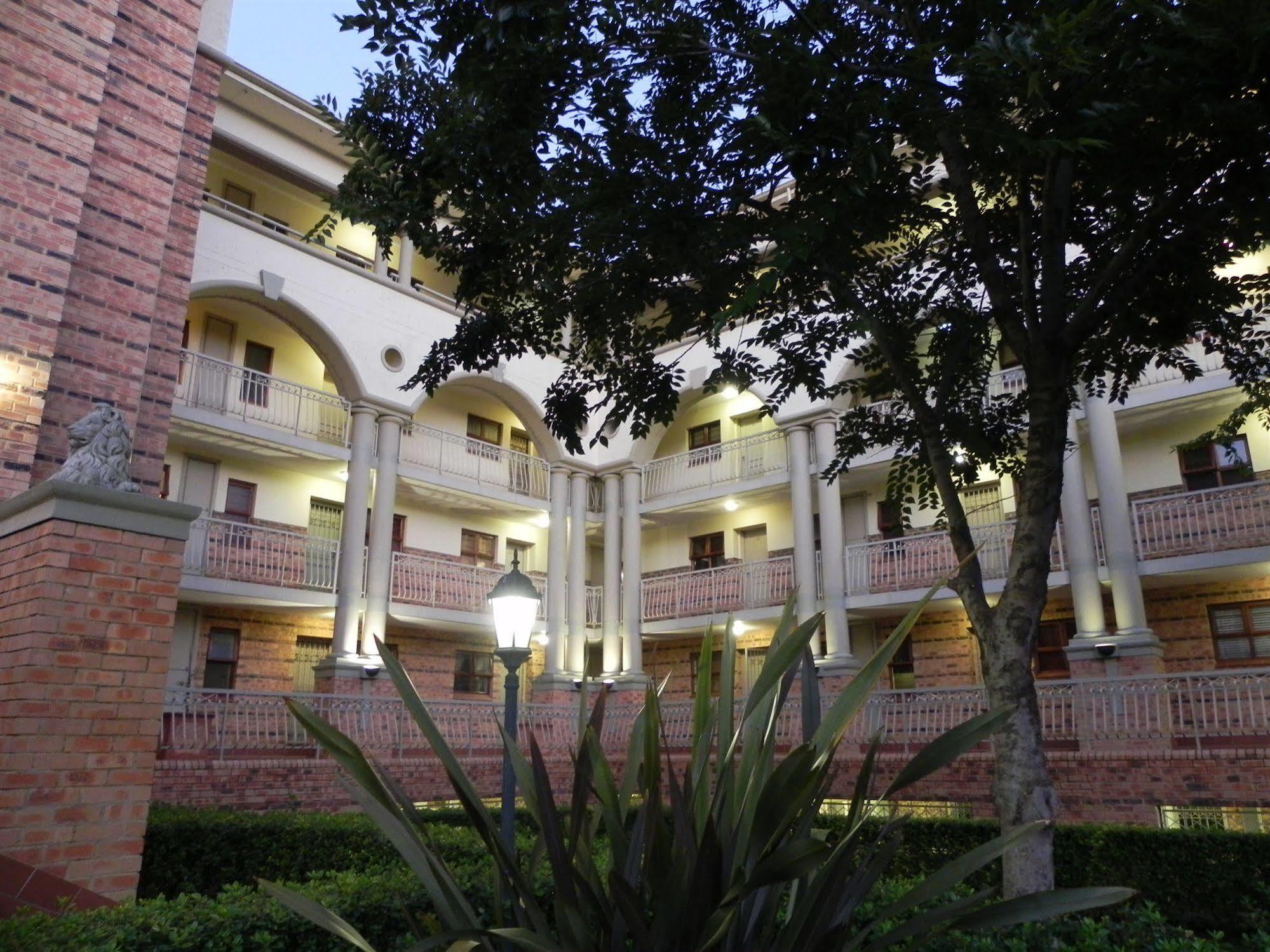Westay Timessquare Apartments Sandton Exterior photo