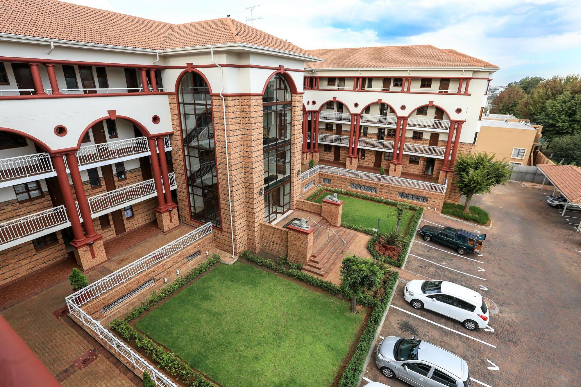 Westay Timessquare Apartments Sandton Exterior photo
