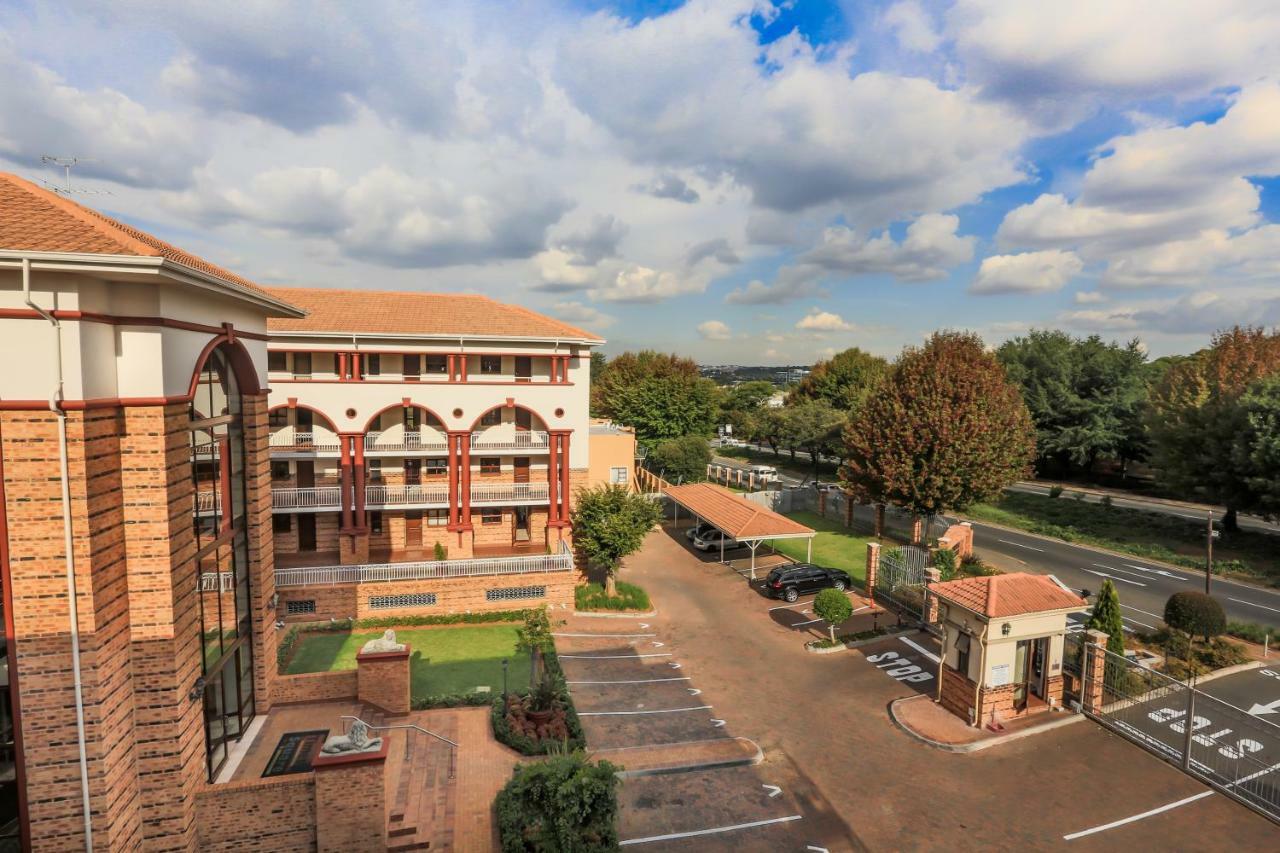 Westay Timessquare Apartments Sandton Exterior photo