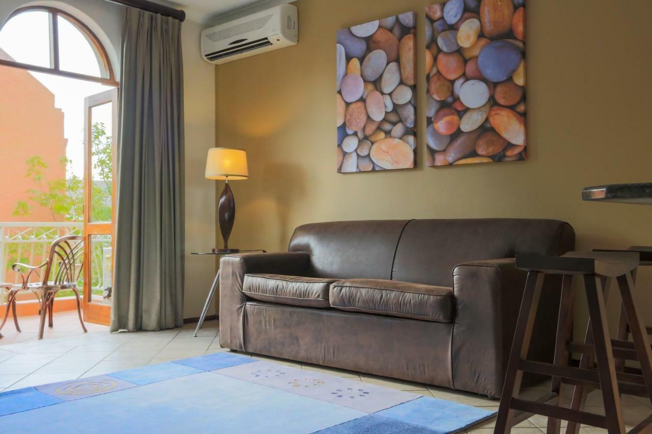 Westay Timessquare Apartments Sandton Exterior photo
