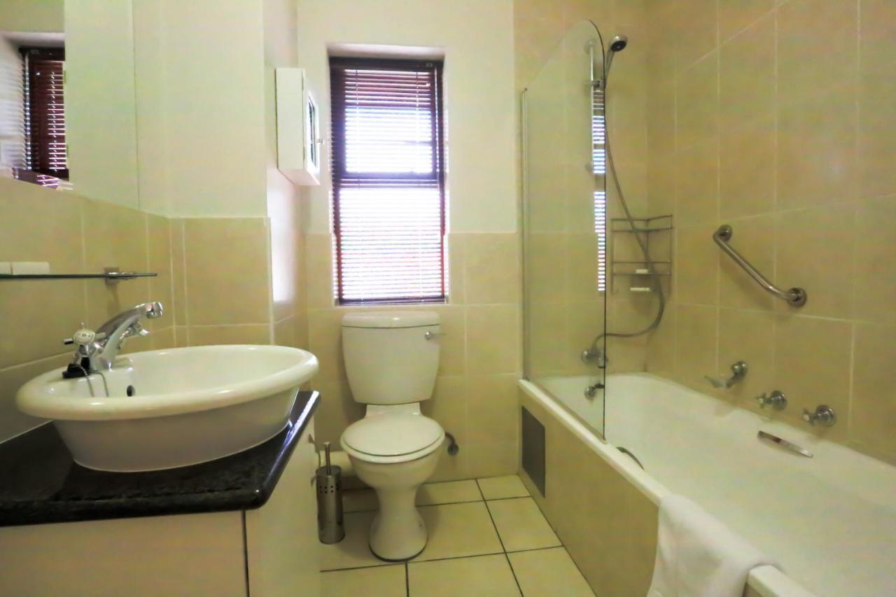 Westay Timessquare Apartments Sandton Room photo