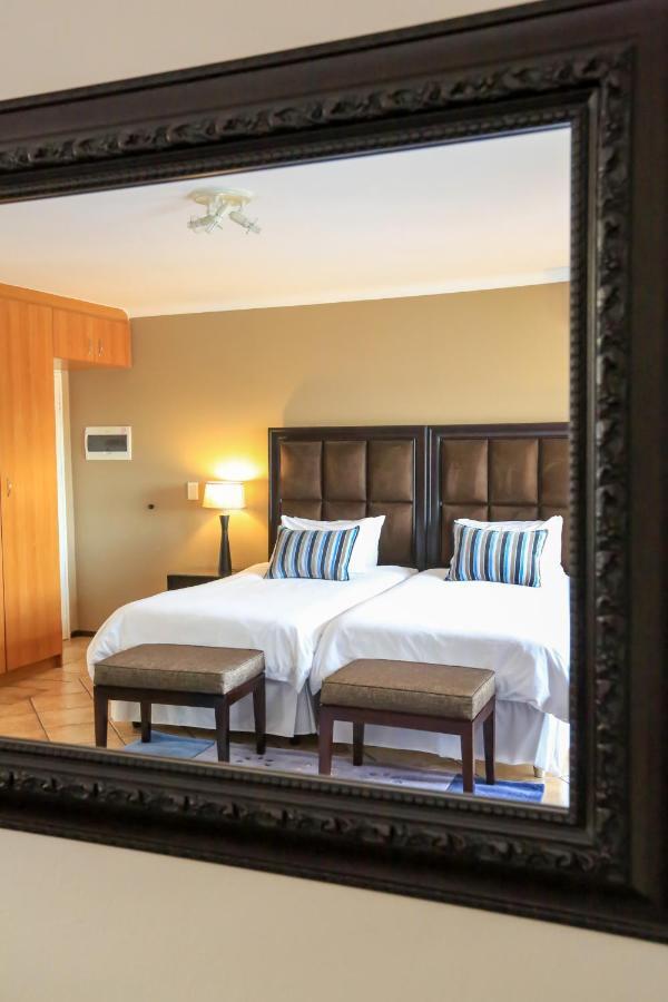 Westay Timessquare Apartments Sandton Room photo